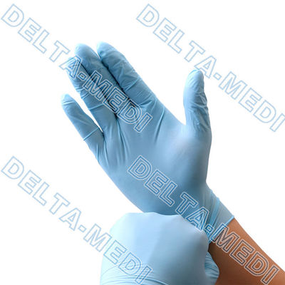 白い非生殖不能の粉にされたニトリルの検査の手袋