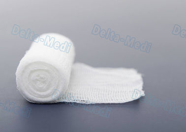 100%の綿の吸収性の生殖不能のガーゼのスポンジは傷の固定のための白い色を転がします